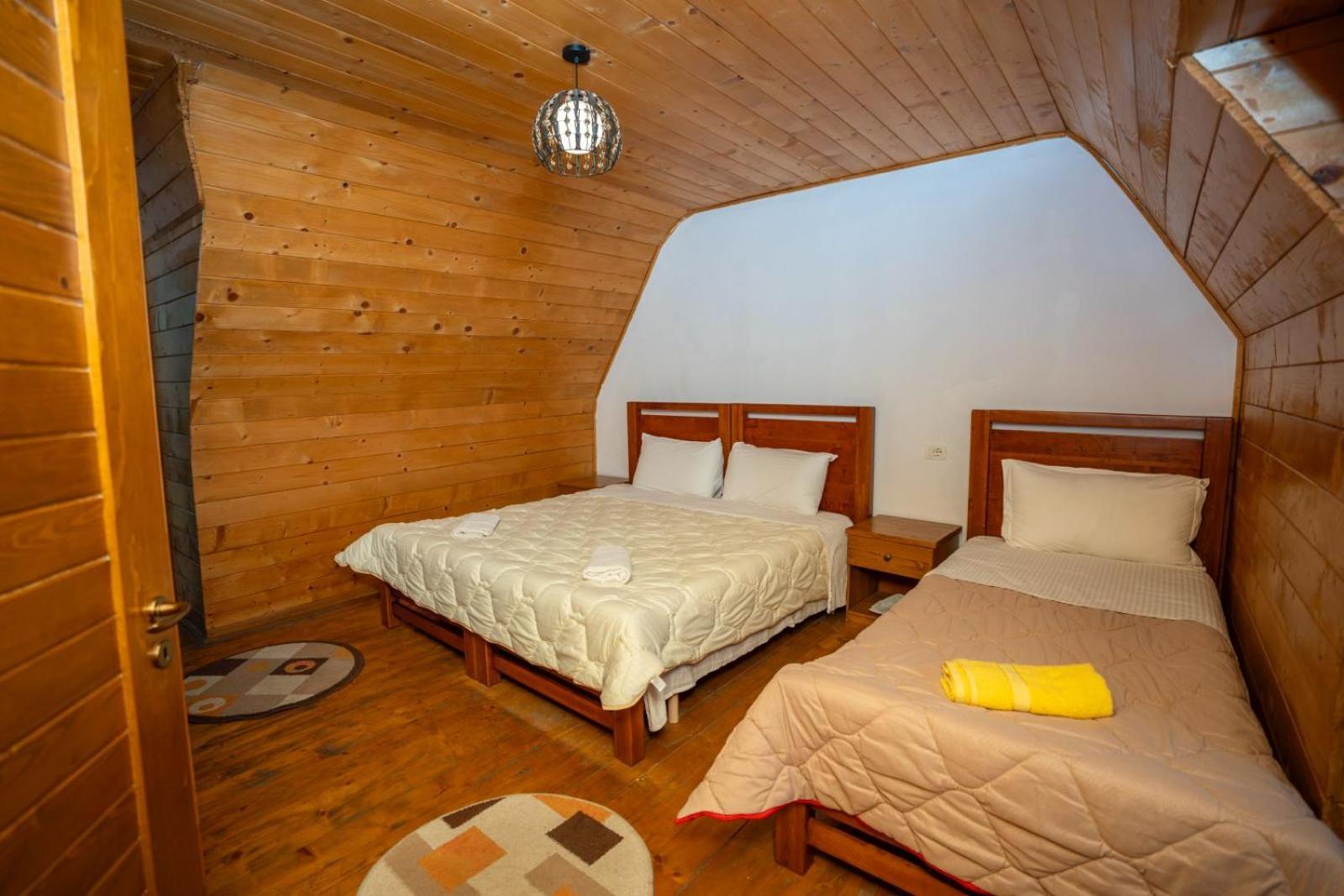 Bujtina Berishta Theth Hotel Exterior photo