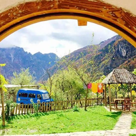 Bujtina Berishta Theth Hotel Exterior photo
